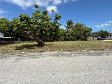 22365 SW 119th Avenue Miami FL 33170