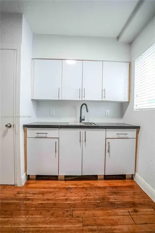 7325 Carlyle Avenue Miami Beach FL 33141