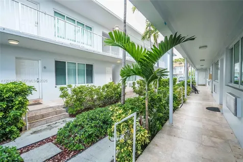7325 Carlyle Avenue Miami Beach FL 33141