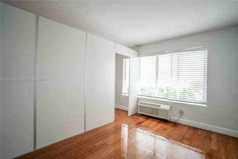 7325 Carlyle Avenue Miami Beach FL 33141