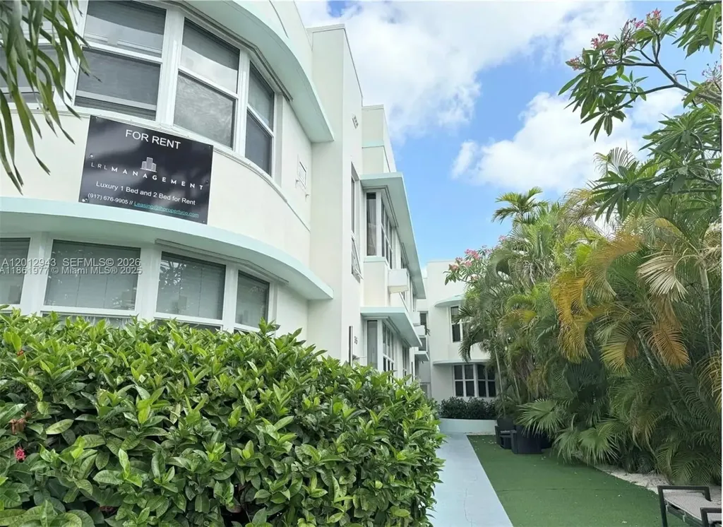 319 W 28th Street Miami Beach FL 33140