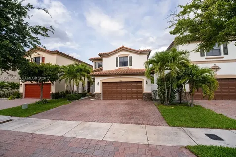 8821 W 34th Court Hialeah FL 33018