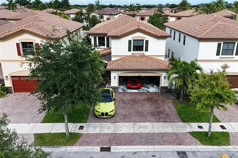 8821 W 34th Court Hialeah FL 33018