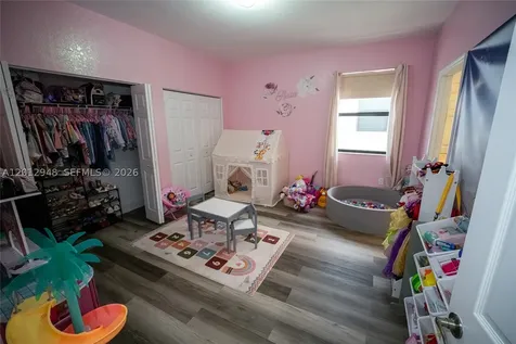 8821 W 34th Court Hialeah FL 33018