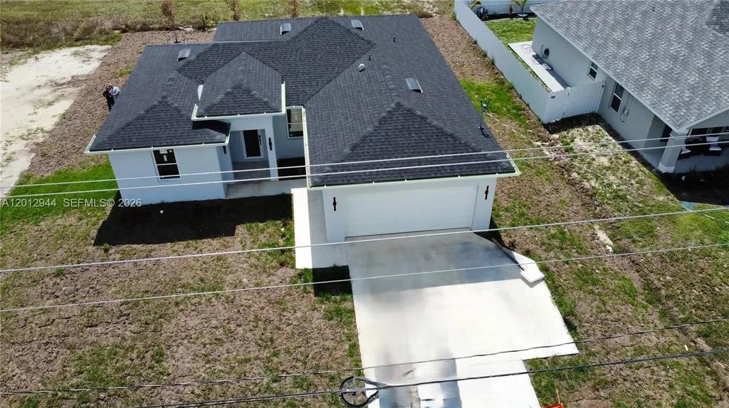 3629 E Gator Circle Cape Coral FL 33909