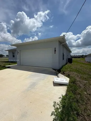 3629 E Gator Circle Cape Coral FL 33909