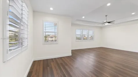 8610 Lakeside Bend Parkland FL 33076