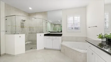 8610 Lakeside Bend Parkland FL 33076