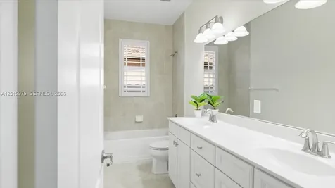 8610 Lakeside Bend Parkland FL 33076
