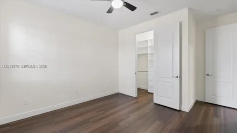 8610 Lakeside Bend Parkland FL 33076