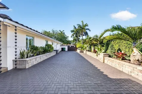10570 SW 56th Terrace Miami FL 33173