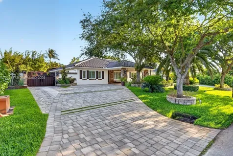 10570 SW 56th Terrace Miami FL 33173