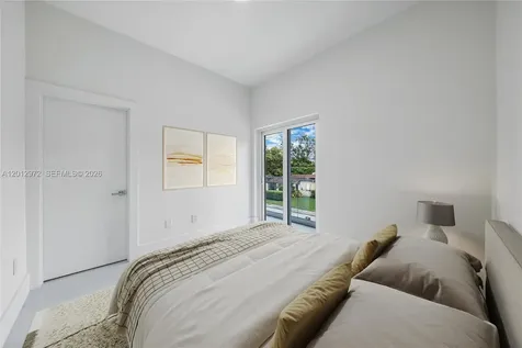 3142 Carter Street Miami FL 33133