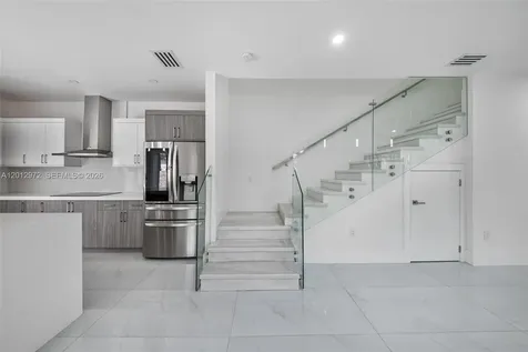 3142 Carter Street Miami FL 33133