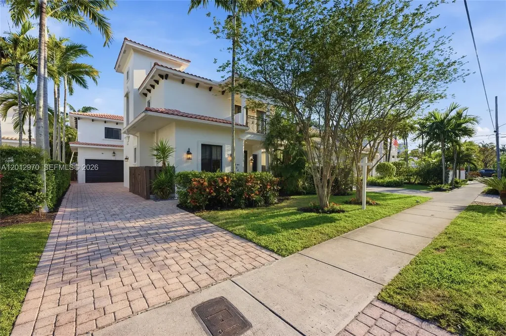 1704 NE 1st Street Fort Lauderdale FL 33301