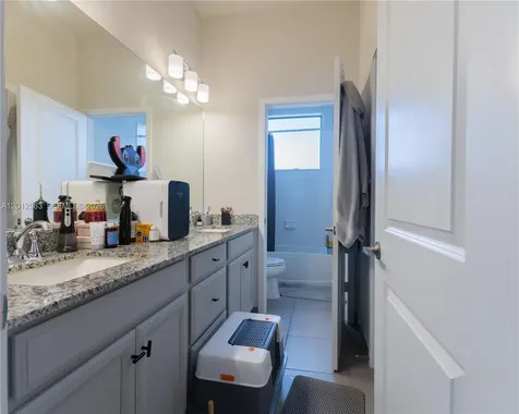 10807 SW 232nd Terrace Homestead FL 33032