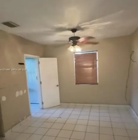 2735 NW 28th Street Miami FL 33142