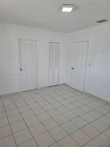 2735 NW 28th Street Miami FL 33142