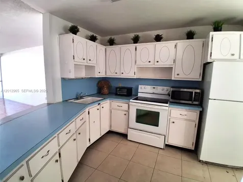 1770 NE 191st Street Miami FL 33179