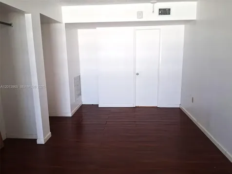 1770 NE 191st Street Miami FL 33179