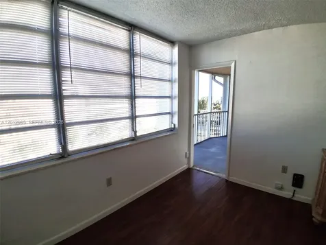 1770 NE 191st Street Miami FL 33179