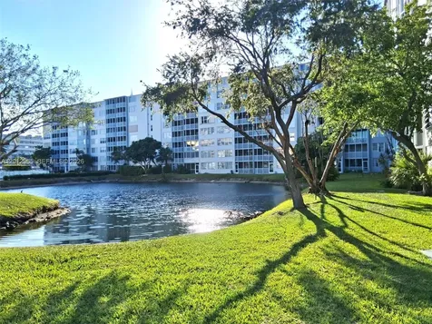1770 NE 191st Street Miami FL 33179