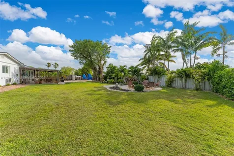 16340 SW 276th Terrace Homestead FL 33031