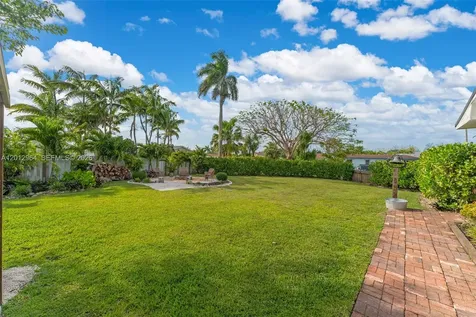 16340 SW 276th Terrace Homestead FL 33031