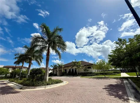 788 NE 208 Lane Miami Gardens FL 33179