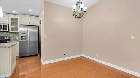 570 Woodgate Circle Sunrise FL 33326