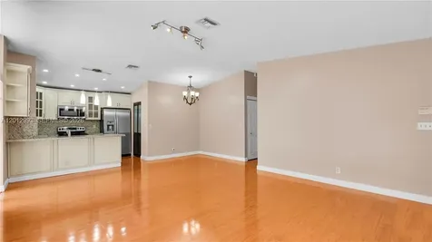 570 Woodgate Circle Sunrise FL 33326