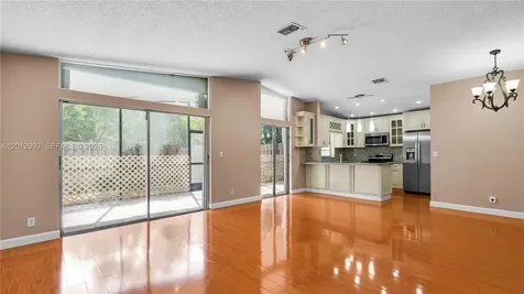 570 Woodgate Circle Sunrise FL 33326