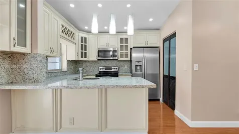 570 Woodgate Circle Sunrise FL 33326