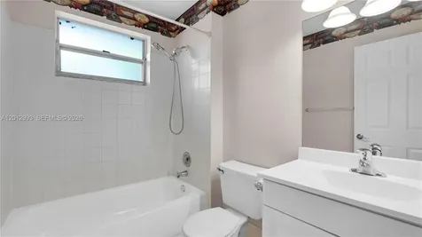 570 Woodgate Circle Sunrise FL 33326