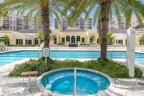701 Crandon Boulevard Key Biscayne FL 33149