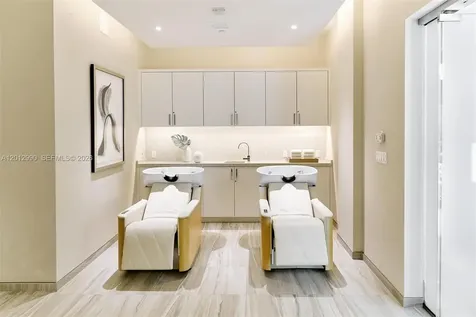 701 Crandon Boulevard Key Biscayne FL 33149