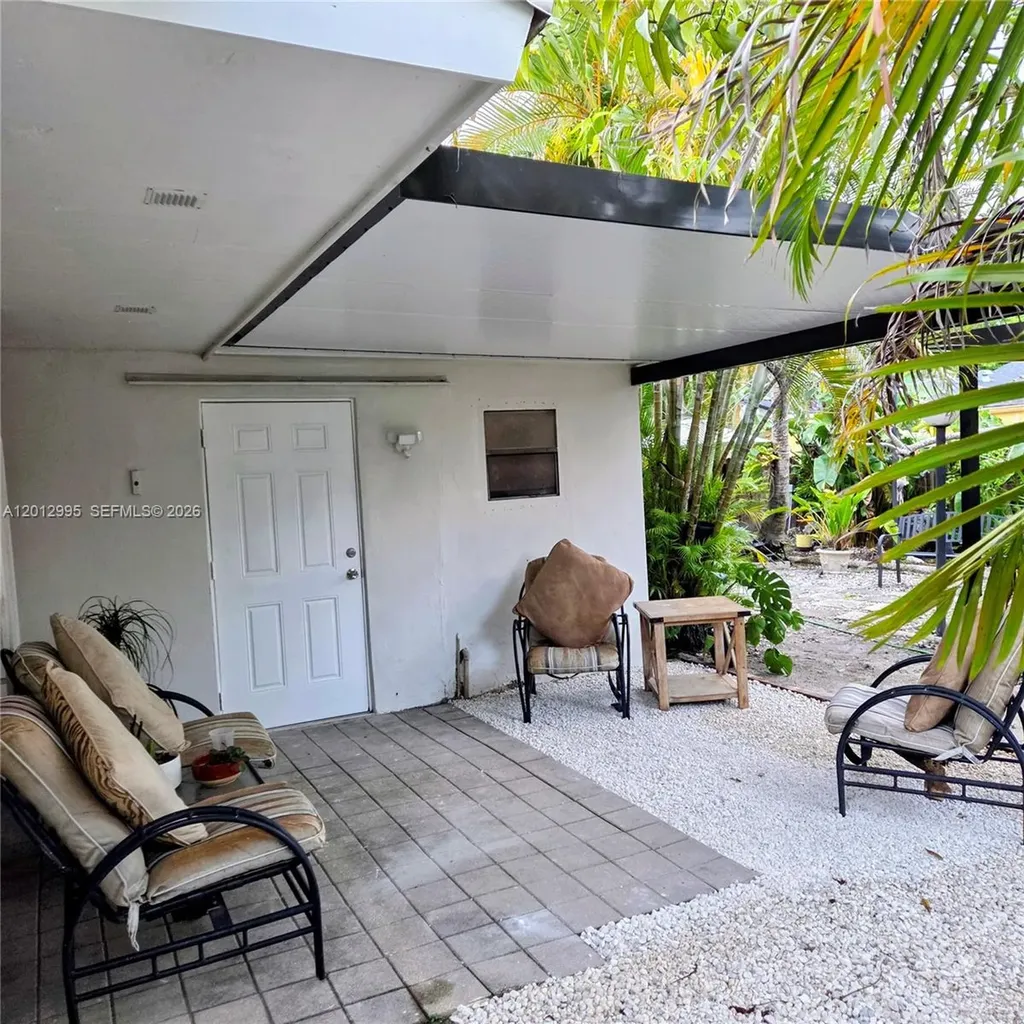 5871 NW 199th Street Hialeah FL 33015