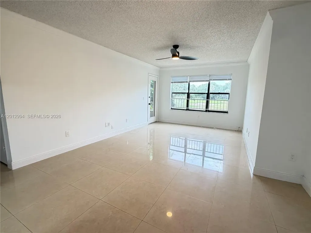 4281 W Mcnab Road Pompano Beach FL 33069
