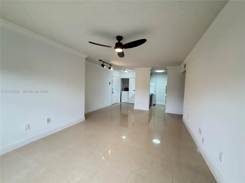 4281 W Mcnab Road Pompano Beach FL 33069