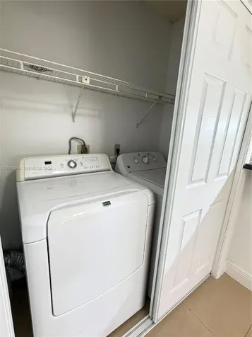 4281 W Mcnab Road Pompano Beach FL 33069