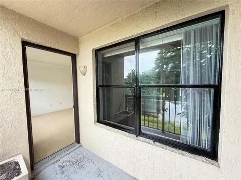 4281 W Mcnab Road Pompano Beach FL 33069