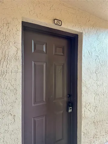 4281 W Mcnab Road Pompano Beach FL 33069