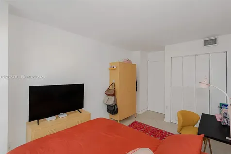 600 NE 36th Street Miami FL 33137