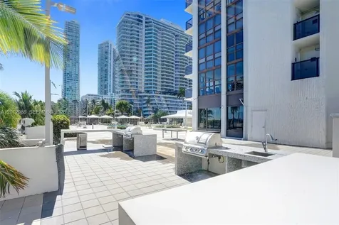 600 NE 36th Street Miami FL 33137