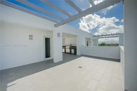 9165 NW 33rd Street Doral FL 33172