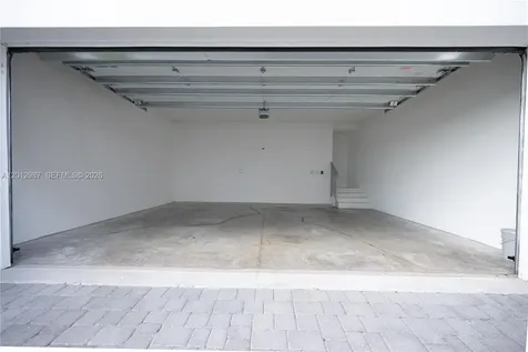 9165 NW 33rd Street Doral FL 33172