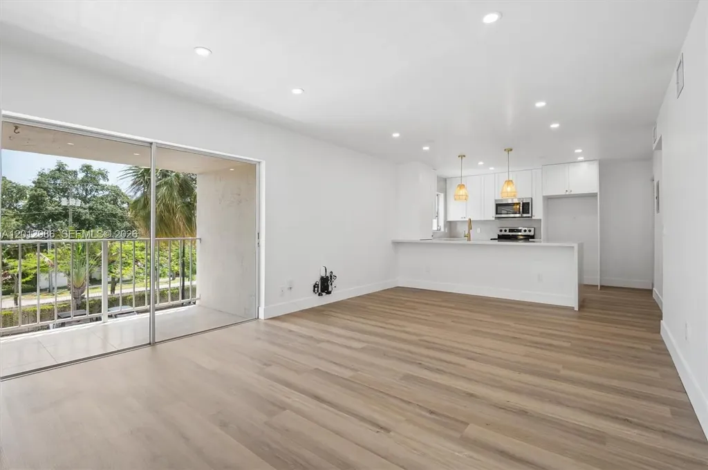 7775 SW 86th Street Miami FL 33143