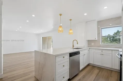 7775 SW 86th Street Miami FL 33143