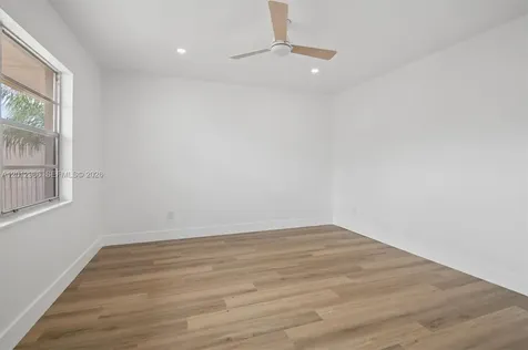 7775 SW 86th Street Miami FL 33143