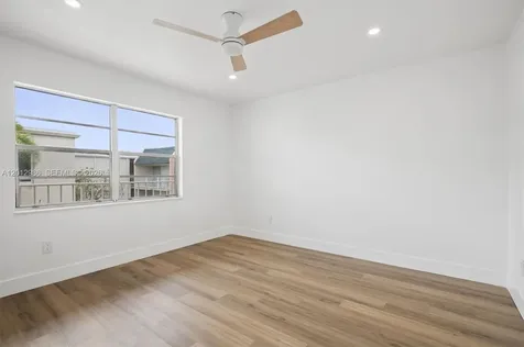 7775 SW 86th Street Miami FL 33143